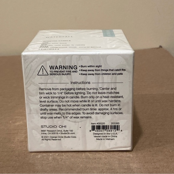 Studio OH! Signature Collection Waterfall 7.5 oz Scented Candle - Picture 7 of 7